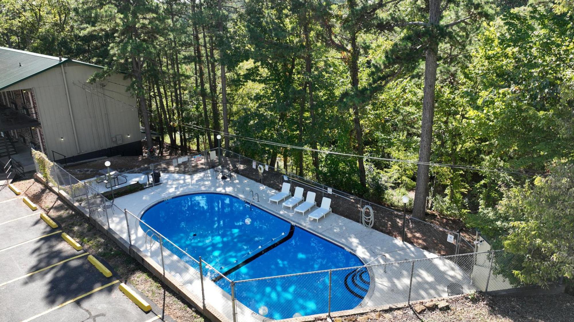 Traveler'S Inn Eureka Springs Dış mekan fotoğraf